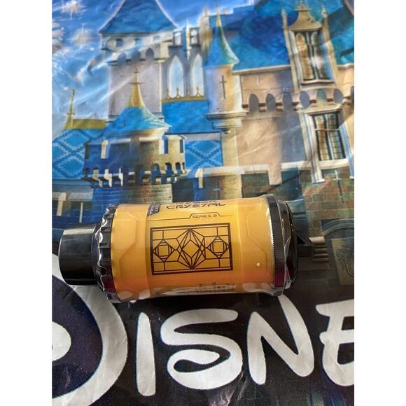 Disney Parks Star Wars Kyber Crystal Yellow Galaxy's Edge Sealed NEW May 4‎ 2024 - Picture 2 of 3